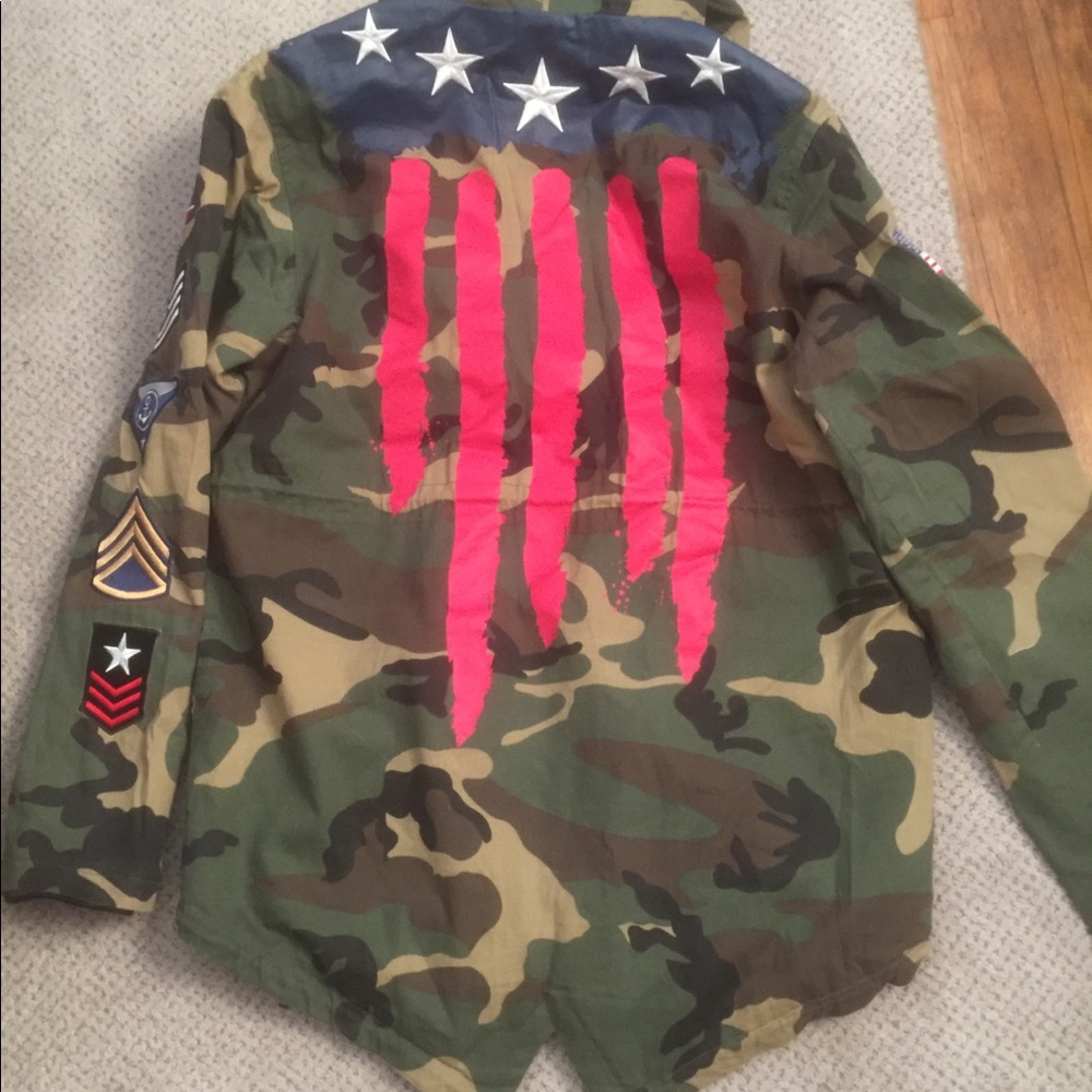 Men’s Camo Jacket